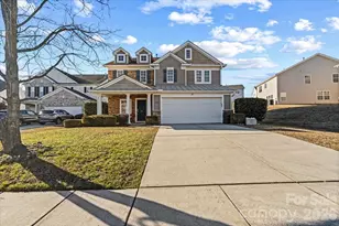13715 Rutherglen Ct, Charlotte, NC 28213 - Photo 2