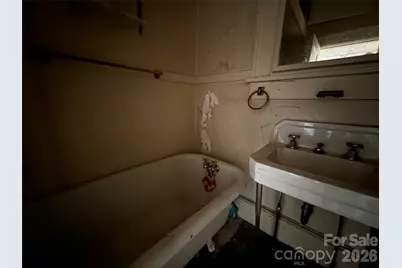 24 Dysart Street, Asheville, NC 28806 - Photo 16