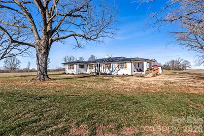 2432 Holcomb Road, Yadkinville, NC 27055 - Photo 2