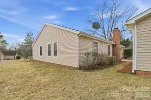 7224 Hackberry Ln, Charlotte, NC 28226 - Photo 28