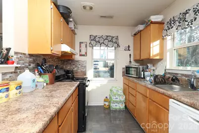 505 Campus Street, Charlotte, NC 28216 - Photo 12