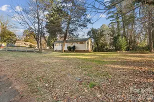 2701 Sonora Ln, Charlotte, NC 28208 - Photo 40