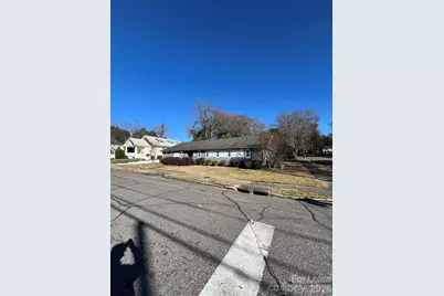 418 S South Street, Gastonia, NC 28052 - Photo 2