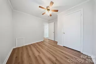 1004 Plymouth St, Gastonia, NC 28054 - Photo 14