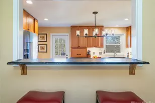 39 N Pershing Rd, Asheville, NC 28805 - Photo 4