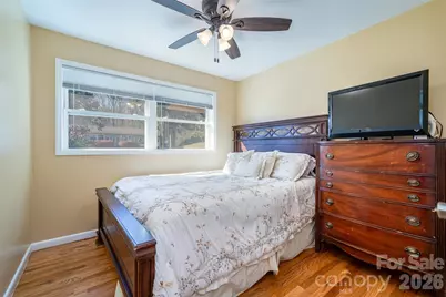 39 N Pershing Road, Asheville, NC 28805 - Photo 18