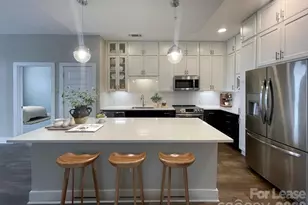 500 W Trade St, Charlotte, NC 28202 - Photo 30