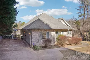 4634 Harbor View Terrace, Morganton, NC 28655 - Photo 2