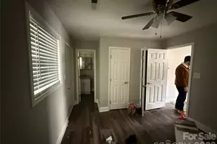 2445 Julia Ave, Charlotte, NC 28206 - Photo 6