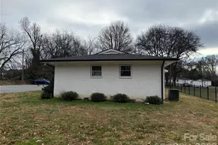 2445 Julia Ave, Charlotte, NC 28206 - Photo 10