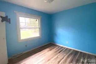 15 Golden Oaks Ln, Fletcher, NC 28732 - Photo 8