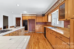 4259 US 70 Road W, Marion, NC 28752 - Photo 18