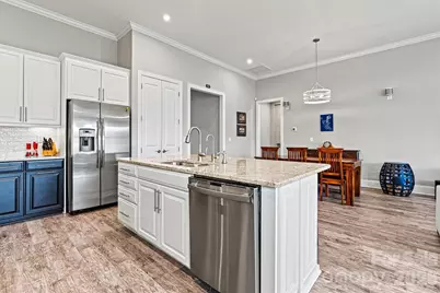 8718 Festival Way, Charlotte, NC 28215 - Photo 18