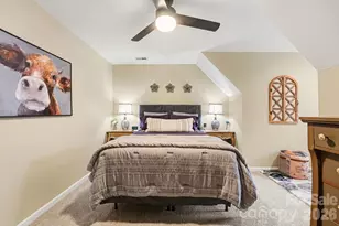 8331 Christmas Ct, Charlotte, NC 28216 - Photo 4