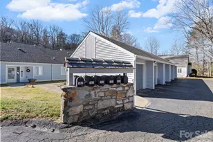 102 Llama Wy, Black Mountain, NC 28711 - Photo 24