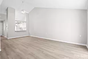 102 Llama Wy, Black Mountain, NC 28711 - Photo 8