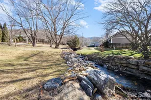 102 Llama Wy, Black Mountain, NC 28711 - Photo 24