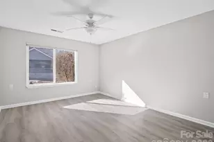 102 Llama Wy, Black Mountain, NC 28711 - Photo 18