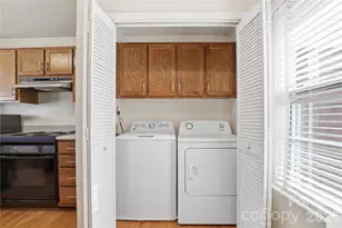 9209 Kings Canyon Dr, Charlotte, NC 28210 - Photo 16