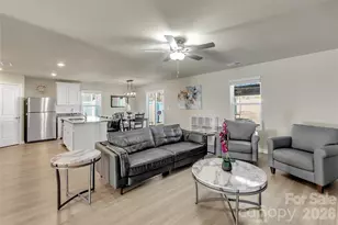 641 Lamorak Pl, Richburg, SC 29729 - Photo 8