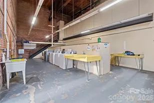 201 S Hoskins Rd, Charlotte, NC 28208 - Photo 30