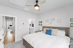 2310 Elizabeth Ml Pl, Charlotte, NC 28208 - Photo 16