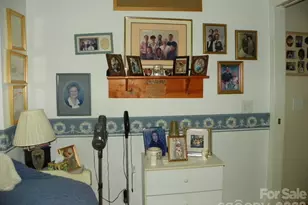 133 Pier Ave, New London, NC 28127 - Photo 16