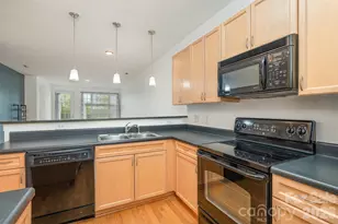 1101 W 1st St, Charlotte, NC 28202 - Photo 12