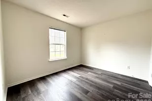 8340 Hornwood Ct, Charlotte, NC 28215 - Photo 14