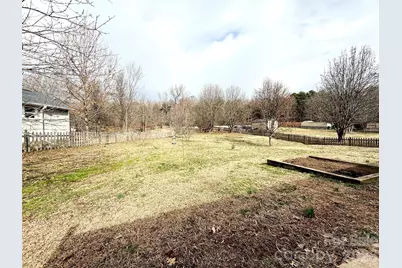8340 Hornwood Court, Charlotte, NC 28215 - Photo 20