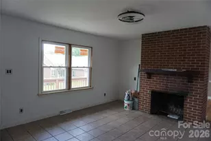 620 Diamondhead Dr NE, Lenoir, NC 28645 - Photo 20