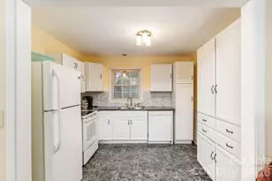 101 Boyd Dr, Flat Rock, NC 28731 - Photo 10