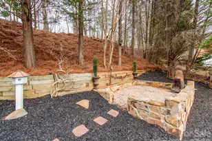 14204 Queens Carriage Pl, Charlotte, NC 28278 - Photo 32