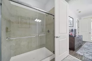 230 S Tryon St, Charlotte, NC 28202 - Photo 24