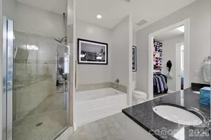 230 S Tryon St, Charlotte, NC 28202 - Photo 14