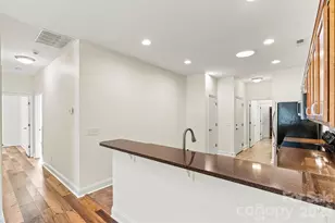 823 Wynnshire Drive, Hickory, NC 28601 - Photo 18