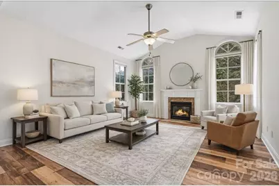 823 Wynnshire Drive #B, Hickory, NC 28601 - Photo 2