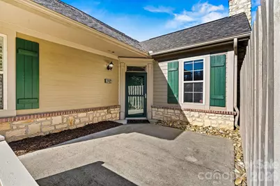 823 Wynnshire Drive #B, Hickory, NC 28601 - Photo 10