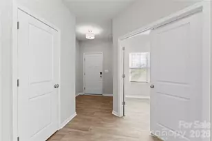 1211 Laurel Woods Dr, Gastonia, NC 28052 - Photo 4