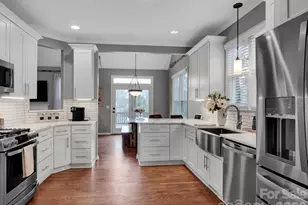 17207 Shadow Bark Dr, Cornelius, NC 28031 - Photo 4