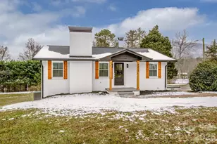 6229 Mountain Grove Rd, Hickory, NC 28602 - Photo 1