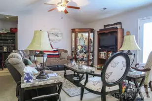 90 Elm St, Morganton, NC 28655 - Photo 10