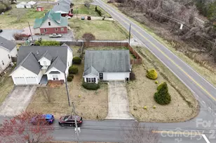 90 Elm St, Morganton, NC 28655 - Photo 18