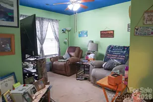 90 Elm St, Morganton, NC 28655 - Photo 14