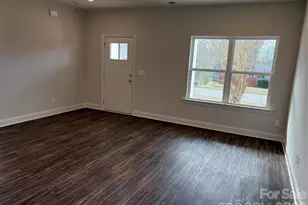 605 E Hartford Ave, Bessemer City, NC 28016 - Photo 6