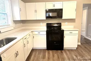 411 W 10th St, Kannapolis, NC 28081 - Photo 10