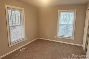 411 W 10th St, Kannapolis, NC 28081 - Photo 14