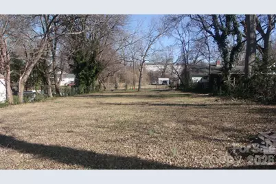 122 College Street, Chester, SC 29706 - Photo 4