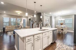 14915 Batteliere Dr, Charlotte, NC 28278 - Photo 8