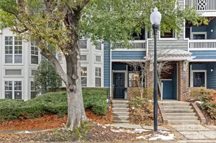 2210 Sumner Green Ave, Charlotte, NC 28203 - Photo 2